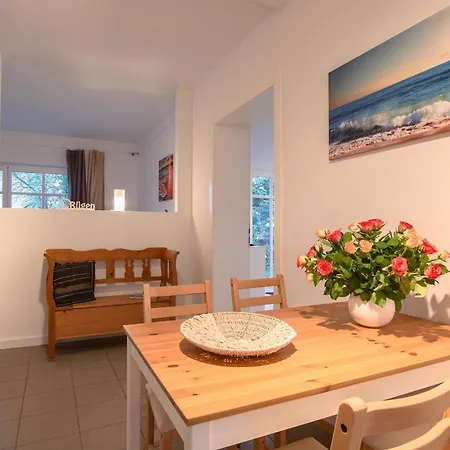 Hof Garz Rosengarten *