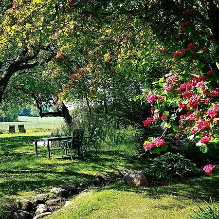 Hof Garz Rosengarten * Poseritz